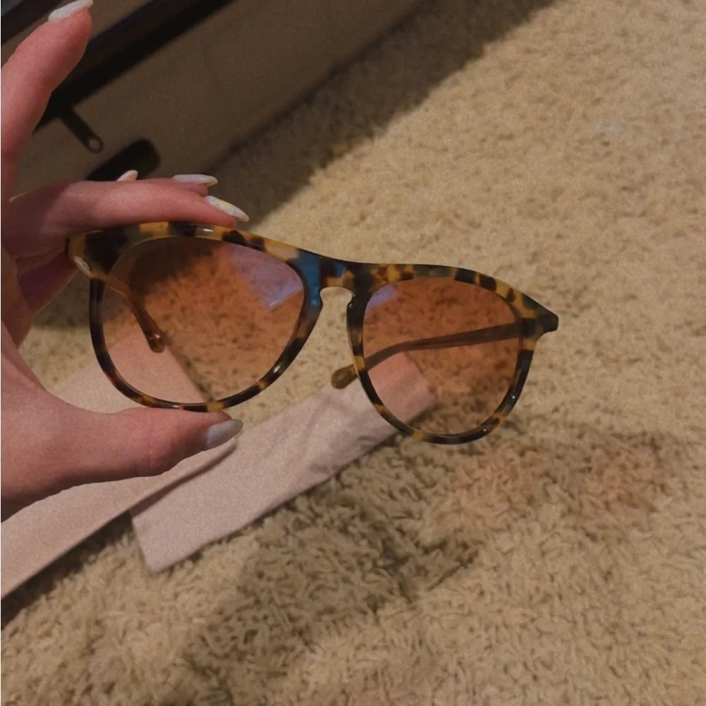 Chloe Tortoiseshell Sunglasses - Picture 7 of 7
